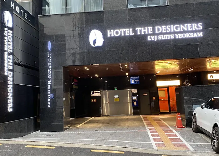 The Designers Lyj Yeoksam Hotel
