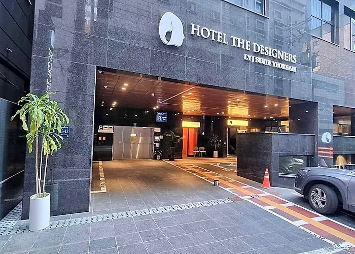 The Designers Lyj Yeoksam Hotel