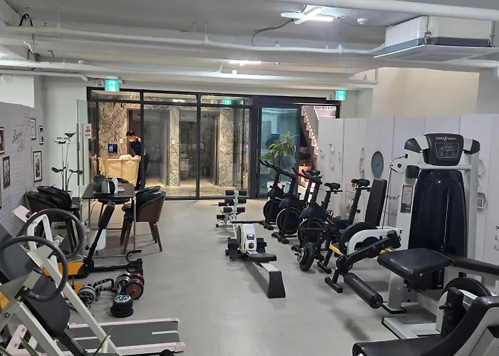 The Designers Lyj Yeoksam 3*