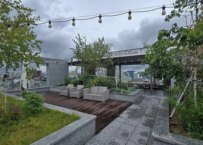The Designers Lyj Yeoksam Otel